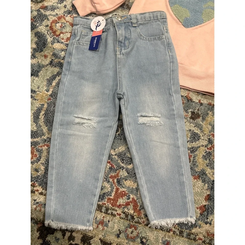 PL Kids Baileys Blossoms Girls 2T Pink Blue Earth Sweatshirt Distressed‎ Jeans
